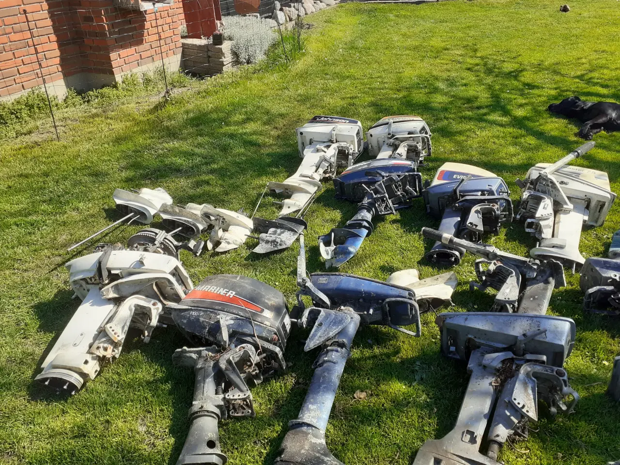 Billede 3 - Ældre stumper til påhængsmotor 