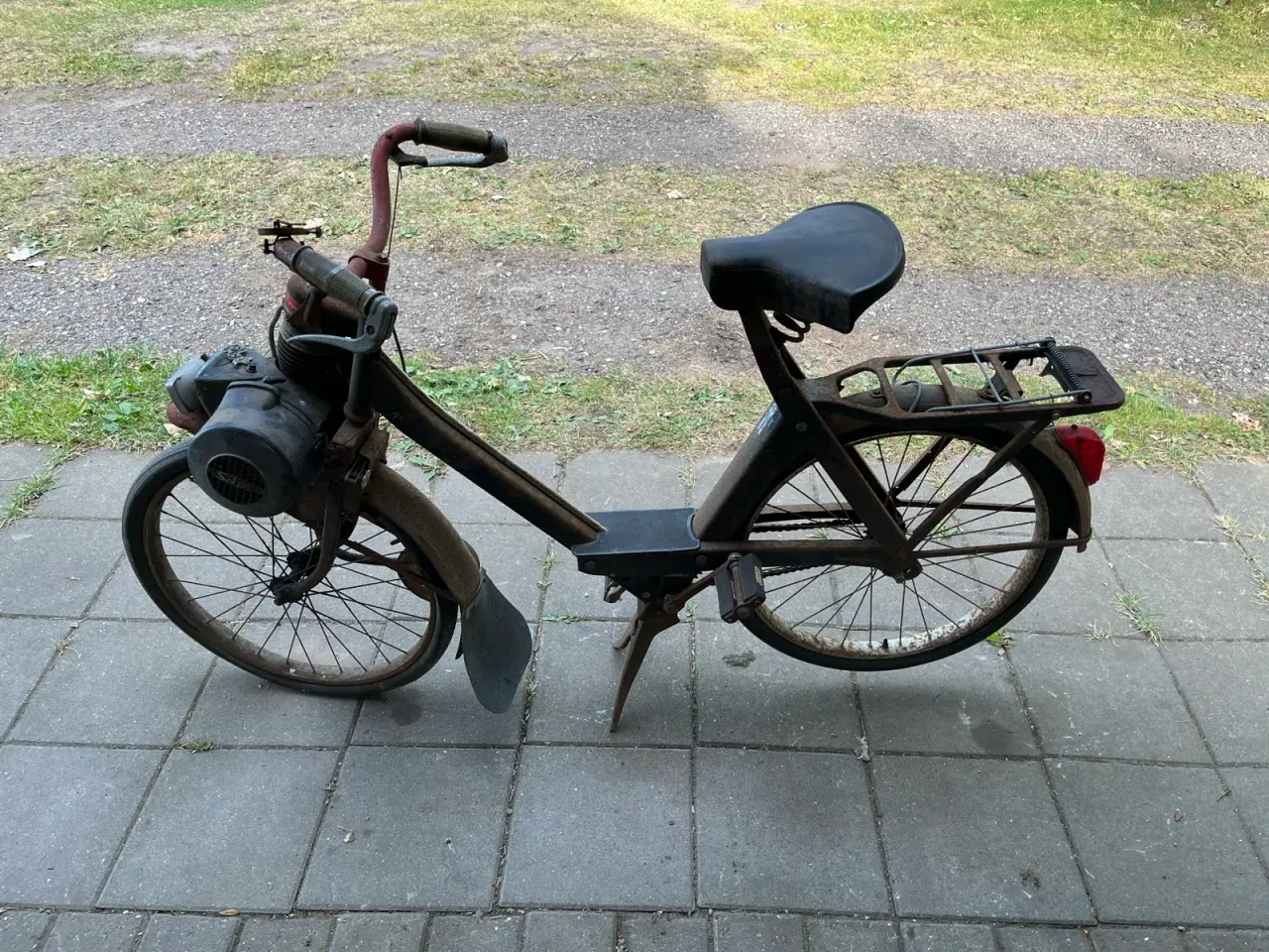 Billede 1 - Renoverings projekt Velo solex