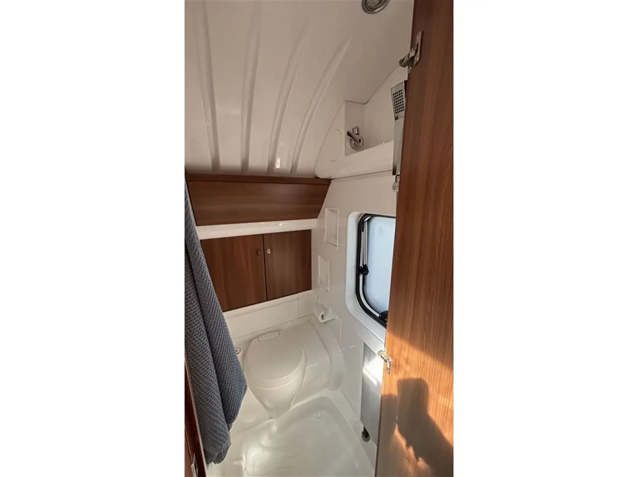 Billede 6 - 2014 - Hobby Premium 560 CFe Pæn og velholdt campingvogn