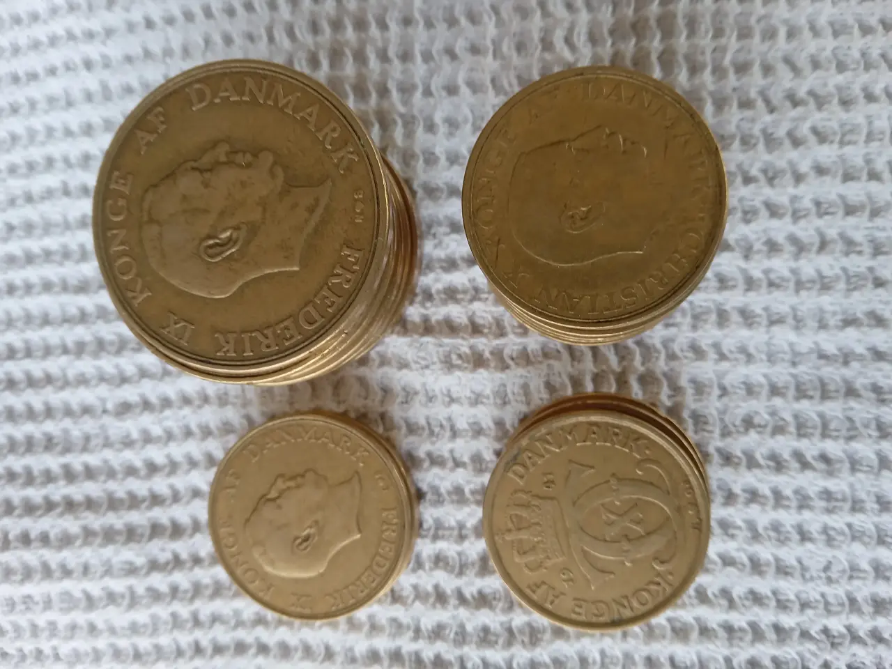 Billede 2 - Mønter 2 og 1 kroner