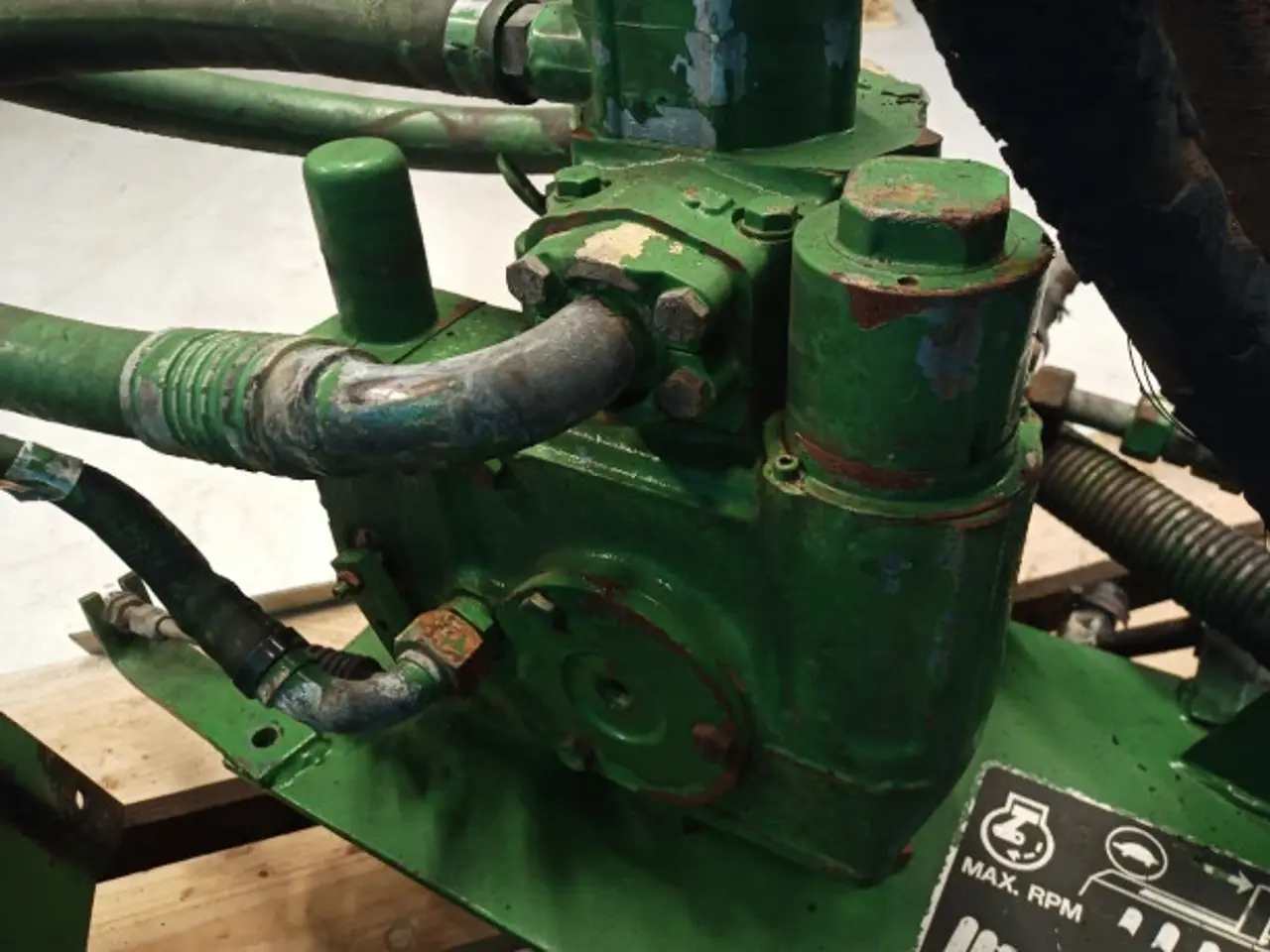 Billede 11 - John Deere 1085 Hydrostat system