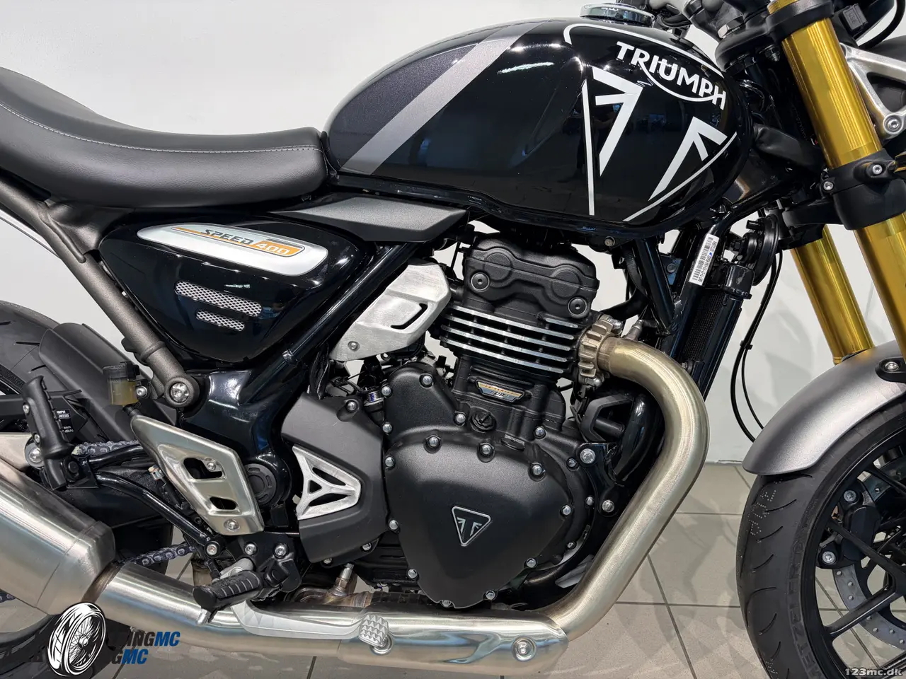 Billede 8 - Triumph Speed 400 Phantom Black / Storm Grey
