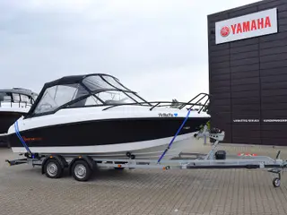 Coaster 600 DC - 150 HK Yamaha/Udstyr/Carbon