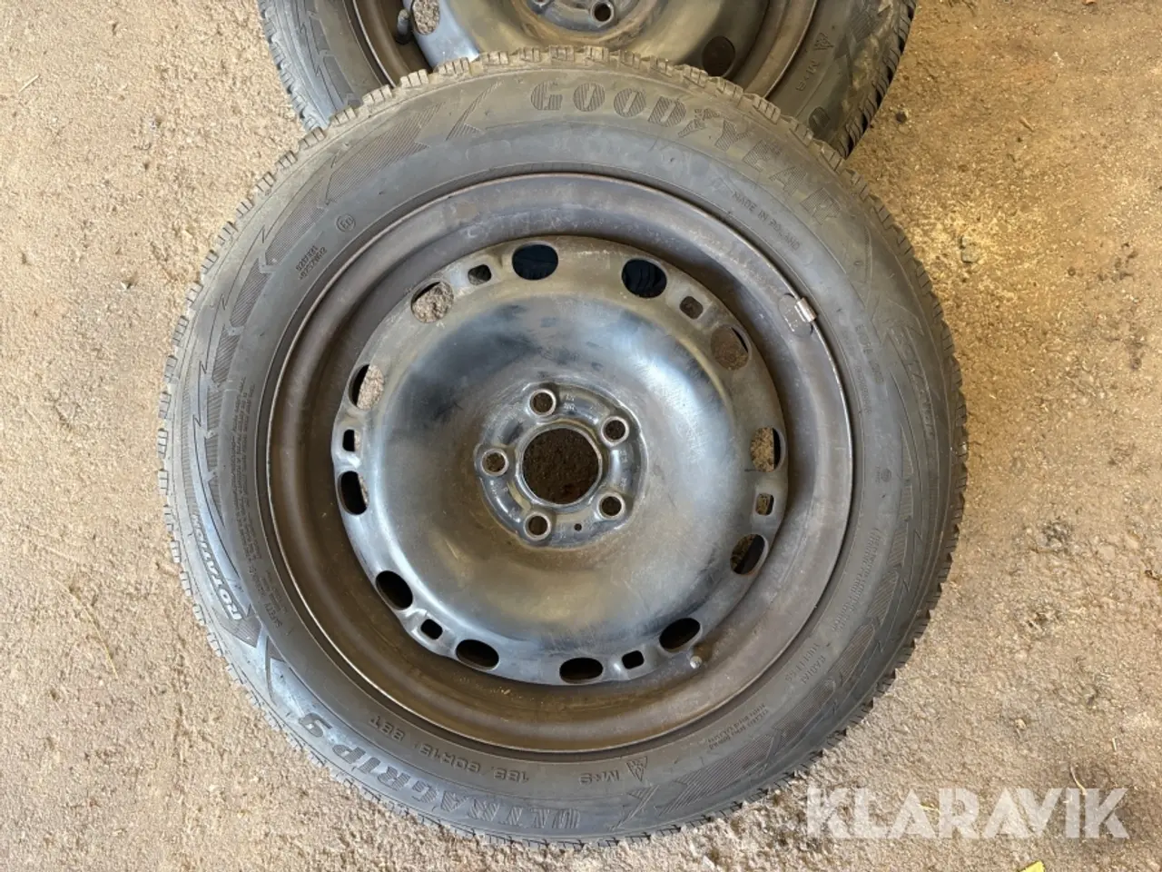 Billede 3 - Dæk på fælge Goodyear Ultragrip