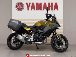 BMW F 900 XR