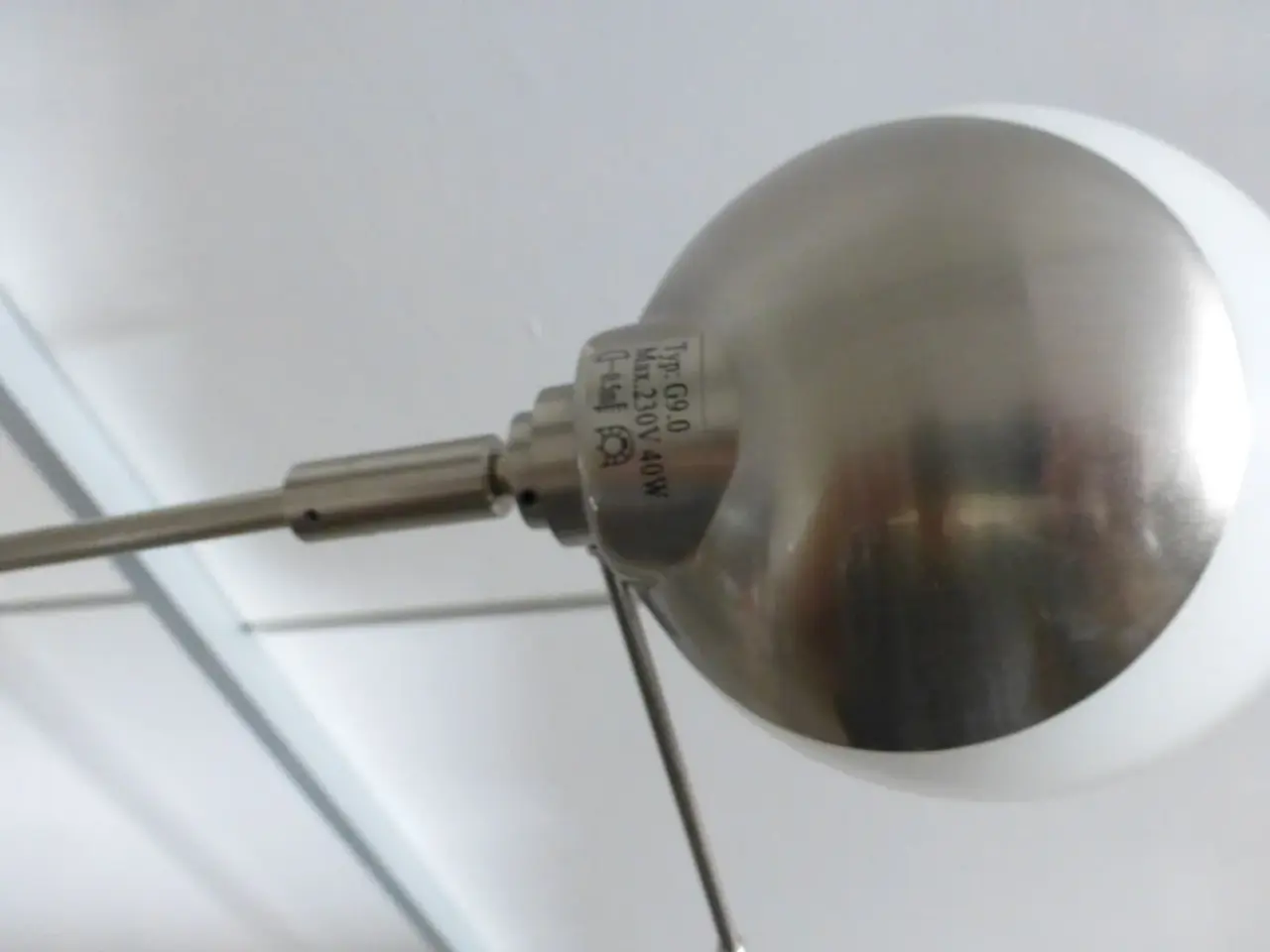 Billede 2 - Sølvfarvet gulvlampe M/Ledlys