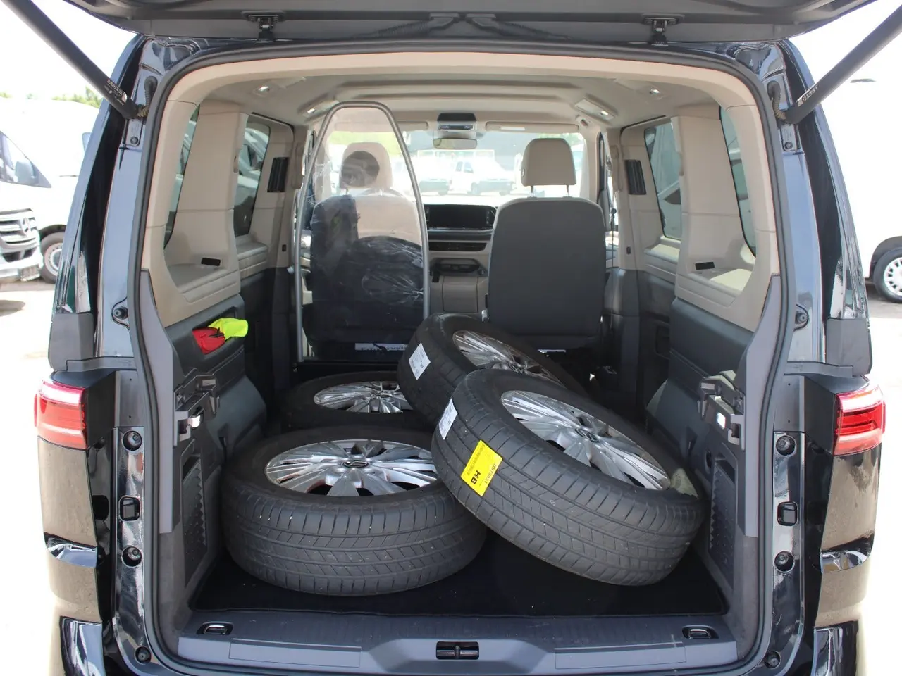 Billede 11 - VW Multivan 1,4 eHybrid DSG kort