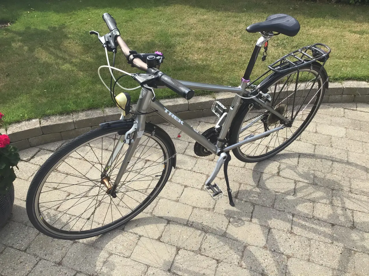 Billede 1 - TREK Seven/4 Pigecykel