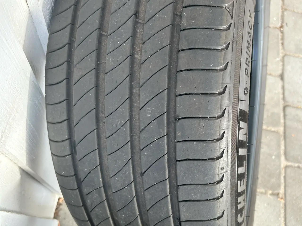 Billede 9 - Sommerdæk Michelin e-Primacy 245/45-R19