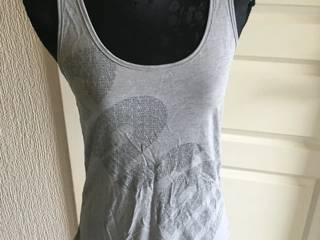 Billede 2 - Helt ny Casall tanktop str. S. Grå