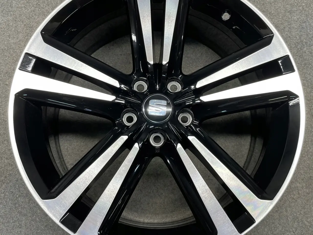 Billede 2 - SEAT LEON FR 5F 5F0 19 8.0" x 19" 5x112 ET 50