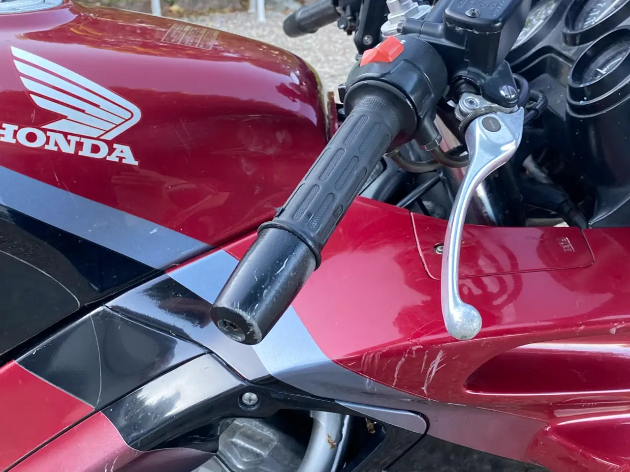 Billede 8 - Honda CBR 600 F – Velkørende sportstouring