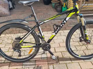Fin Giant mountainbike str M .Alu
