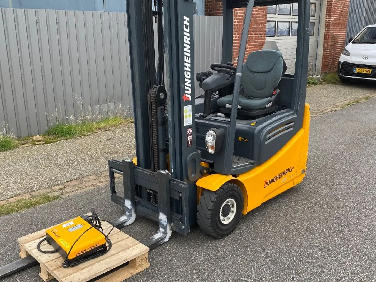Billede 1 - Jungheinrich EFG 213 Triplex / 4500 mm