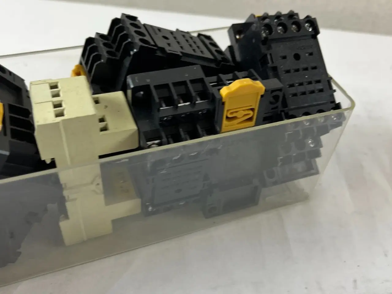 Billede 11 - Schrack PT78704 RA78728 relæ Socket parti DIN Rail