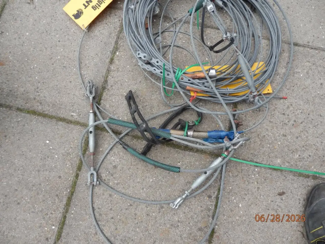 Billede 2 - Vantskruer / stålwire 450 Kr.