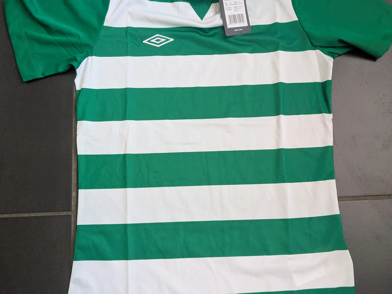 Billede 1 - Umbro Sportstrøje