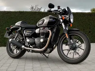 Triumph Bonneville Streetcup