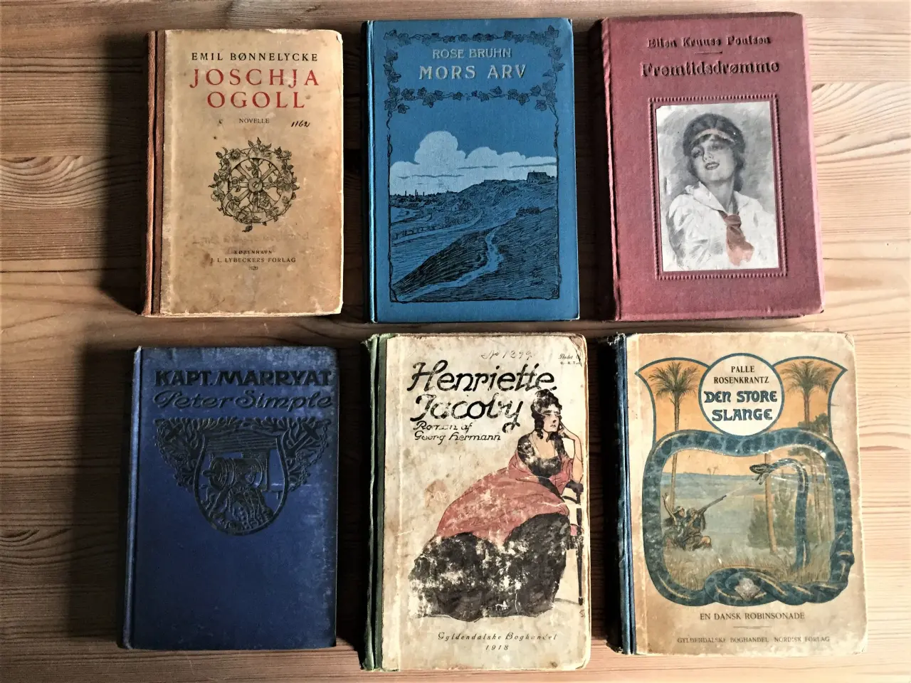 Billede 1 - 9 antikke bøger