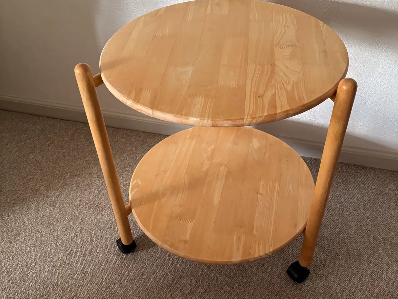 Billede 2 - Bakkebord på hjul