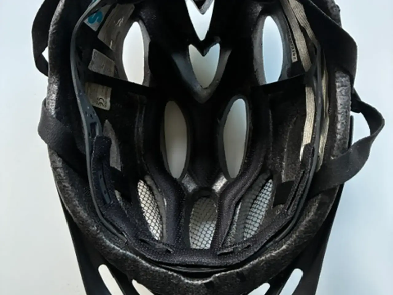 Billede 4 - Cykelhjelm Abus model 115-11 Aduro