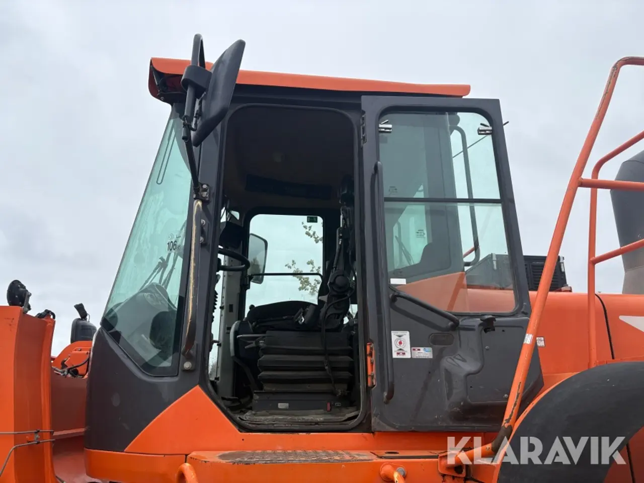 Billede 9 - Gummiged Doosan DL420-5