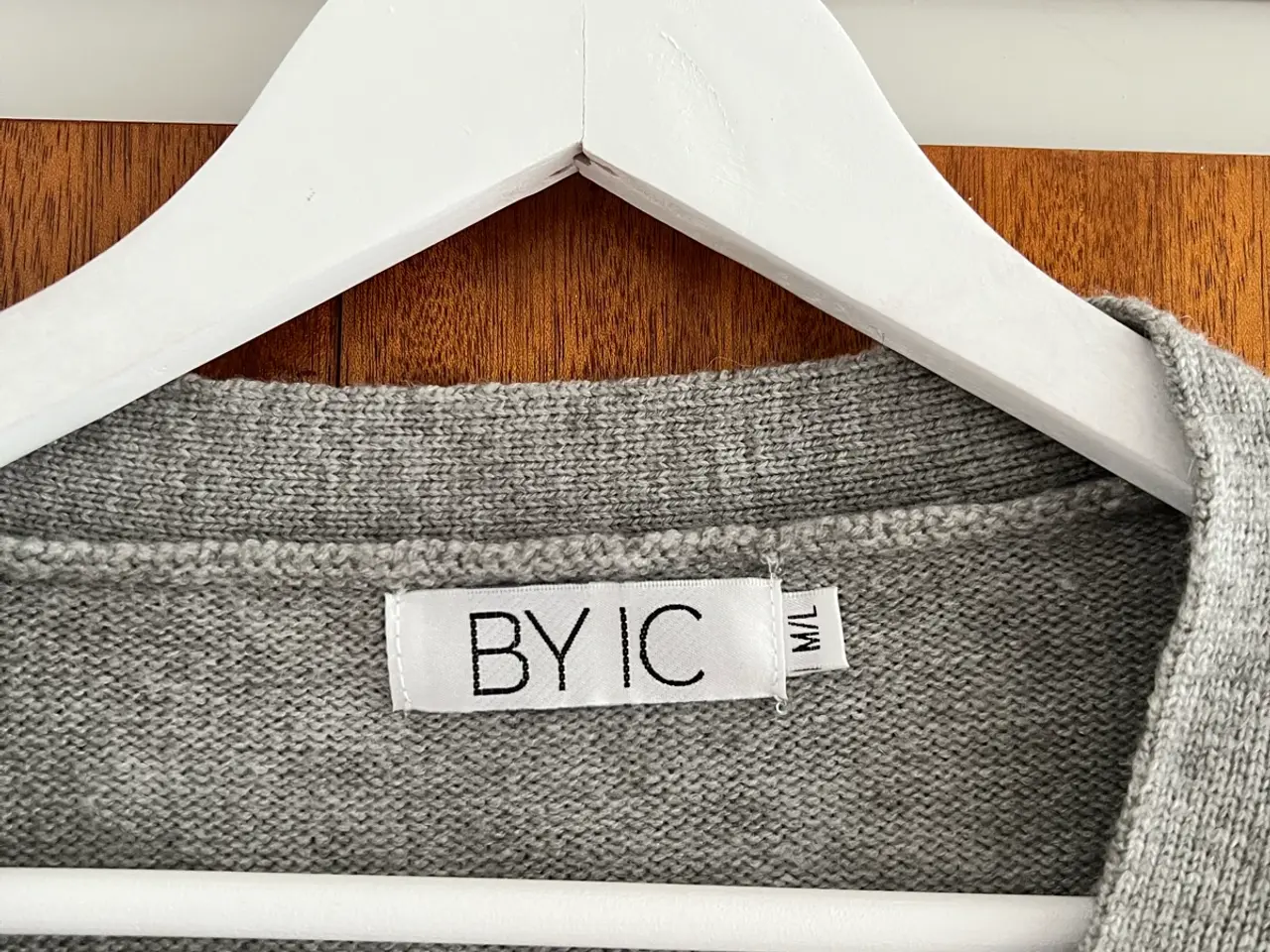 Billede 2 - Lækker Cardigan fra BYIC