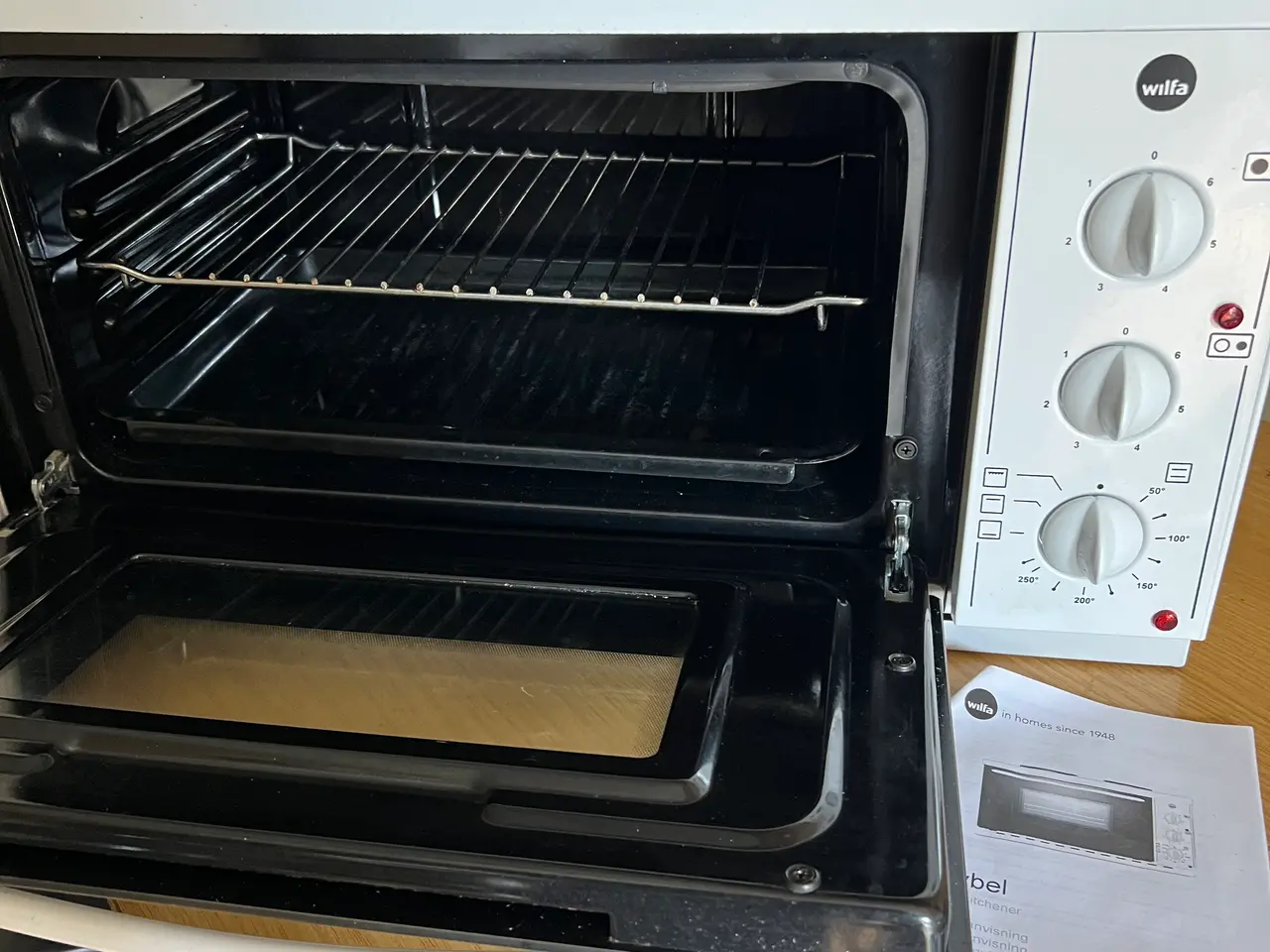Billede 1 - Kombiovn med to kogeplader ovenpå