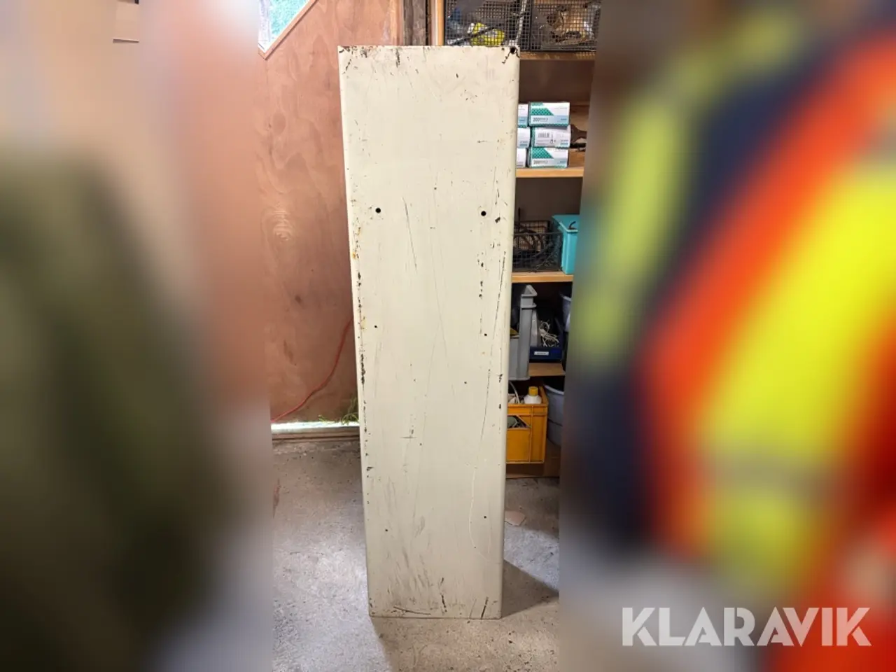 Billede 3 - Våbenskab