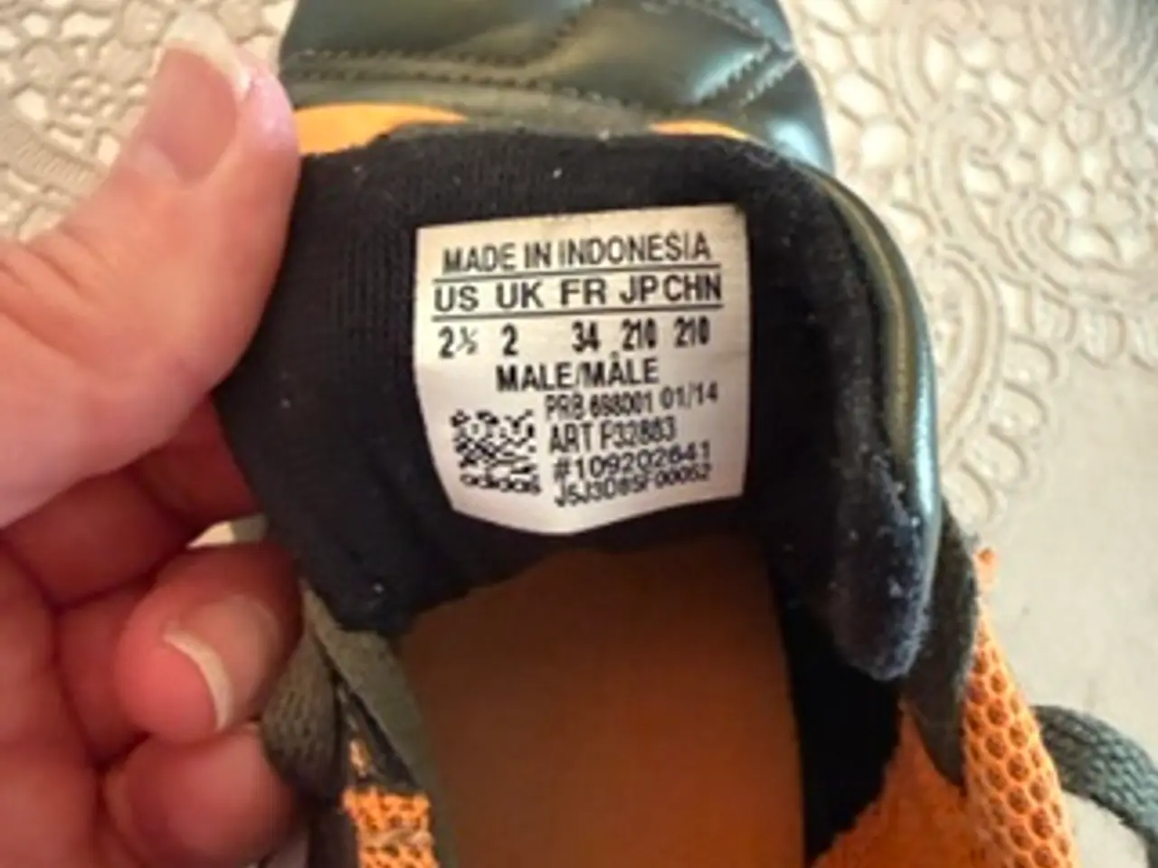 Billede 2 - Adidas fodboldsko str 34