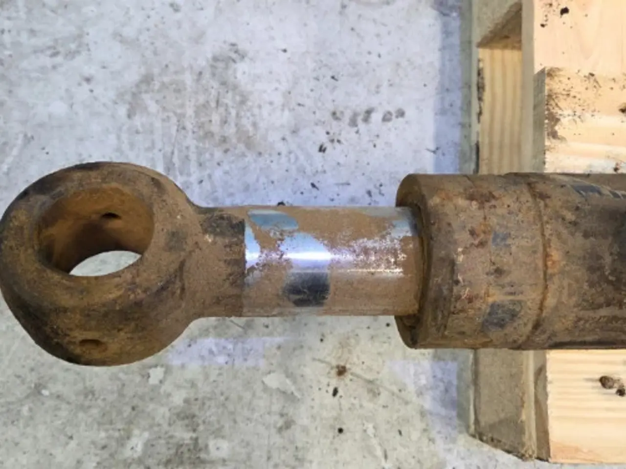 Billede 14 - New Holland LB110 Cylinder 87410324