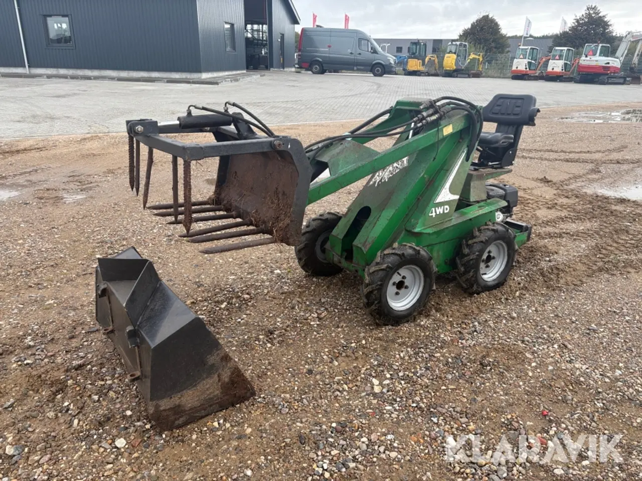 Billede 1 - Minilæsser Avant Proficat 4WD + tilbehør