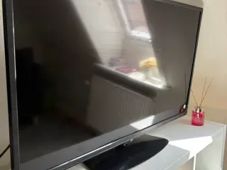 JVC 40” TV 