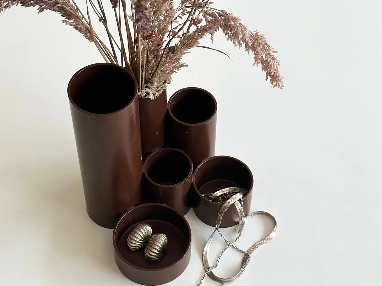 Billede 1 - Abegrotte, brun plast, WG