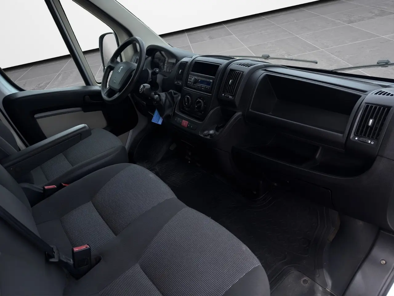 Billede 11 - Peugeot Boxer 335 2,2 HDi 130 Kassevogn L2H2