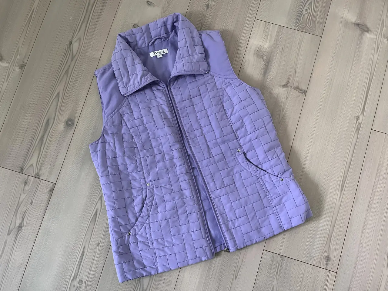 Billede 7 - Vest, Brandtex, Str M lys lilla