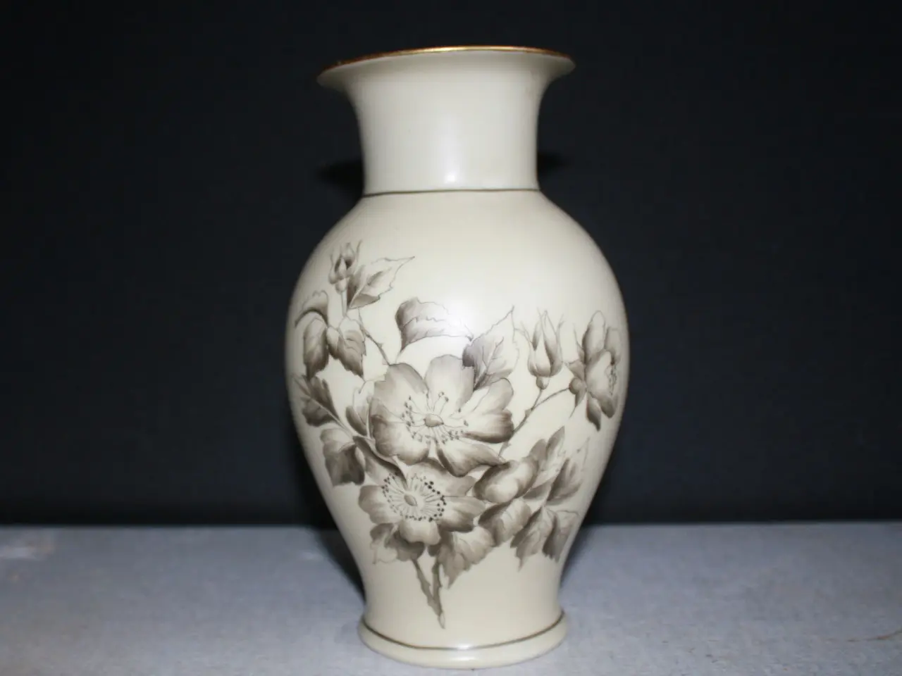 Billede 1 - Vase fra Royal Copenhagen