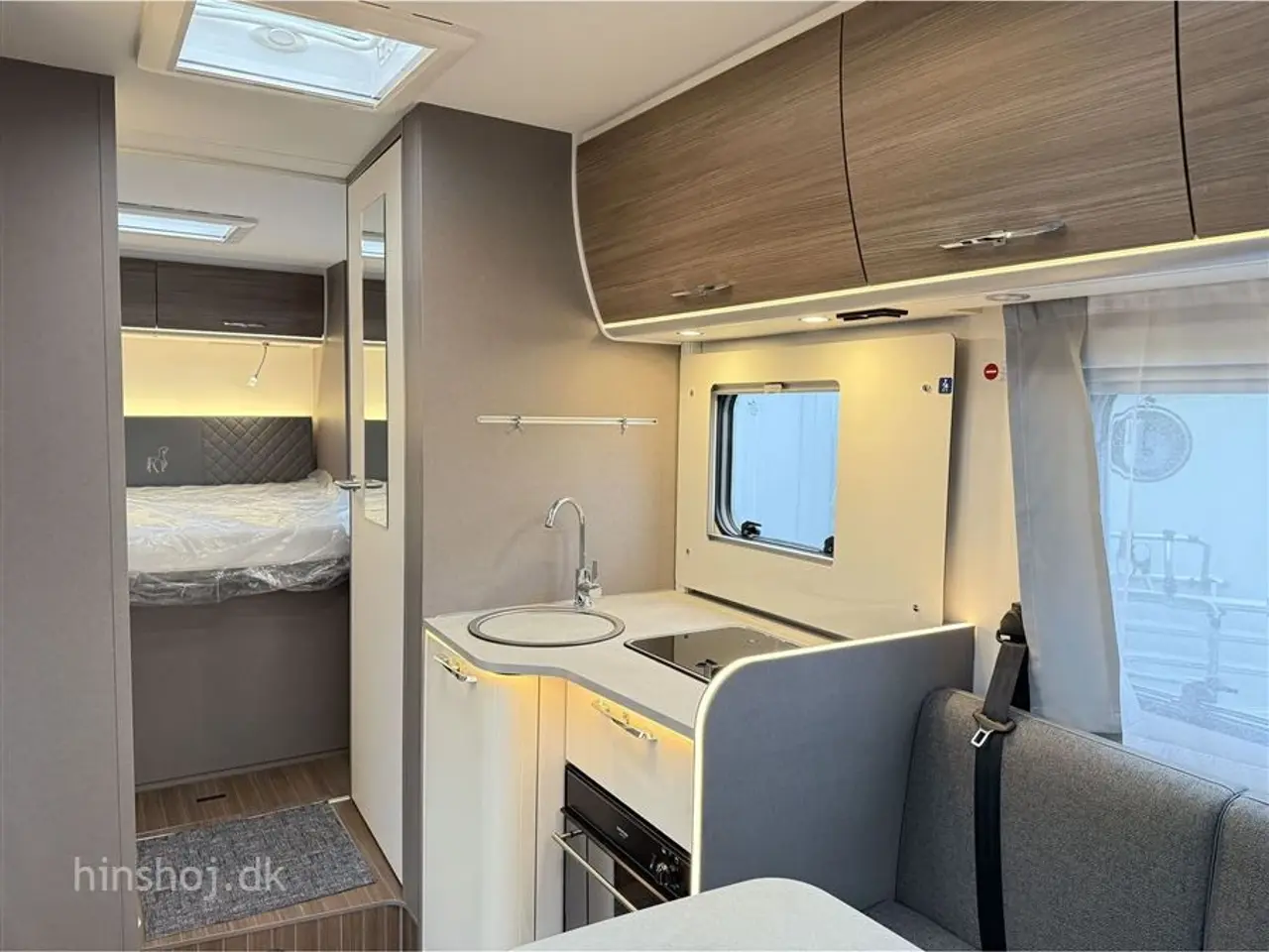 Billede 23 - 2025 - Etrusco T 7400 QBC Aut.   Drømmeautocamperen: Etrusco By Hymer – Komfort og Luksus i Én Pakke