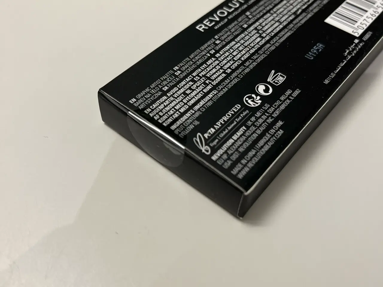 Billede 4 - Eyeliner platte