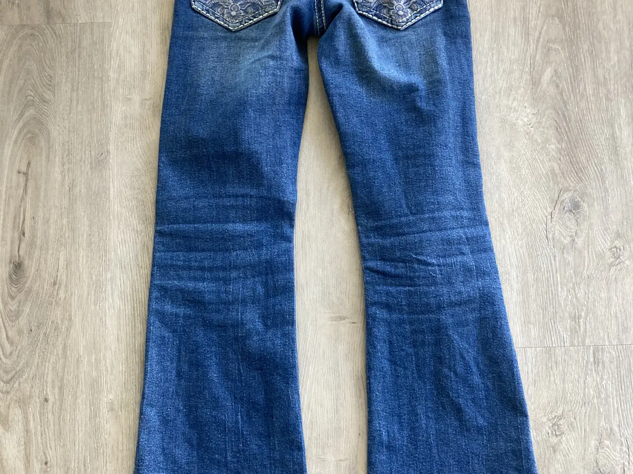 Billede 2 - Cowboybukser str. 158 fra Gina Tricot