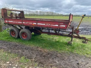 JF møgspreder, AV6000