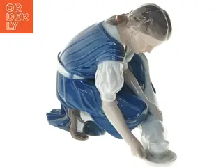 Porcelænsfigur af pige med kat fra B&G (str. 16,5 cm)