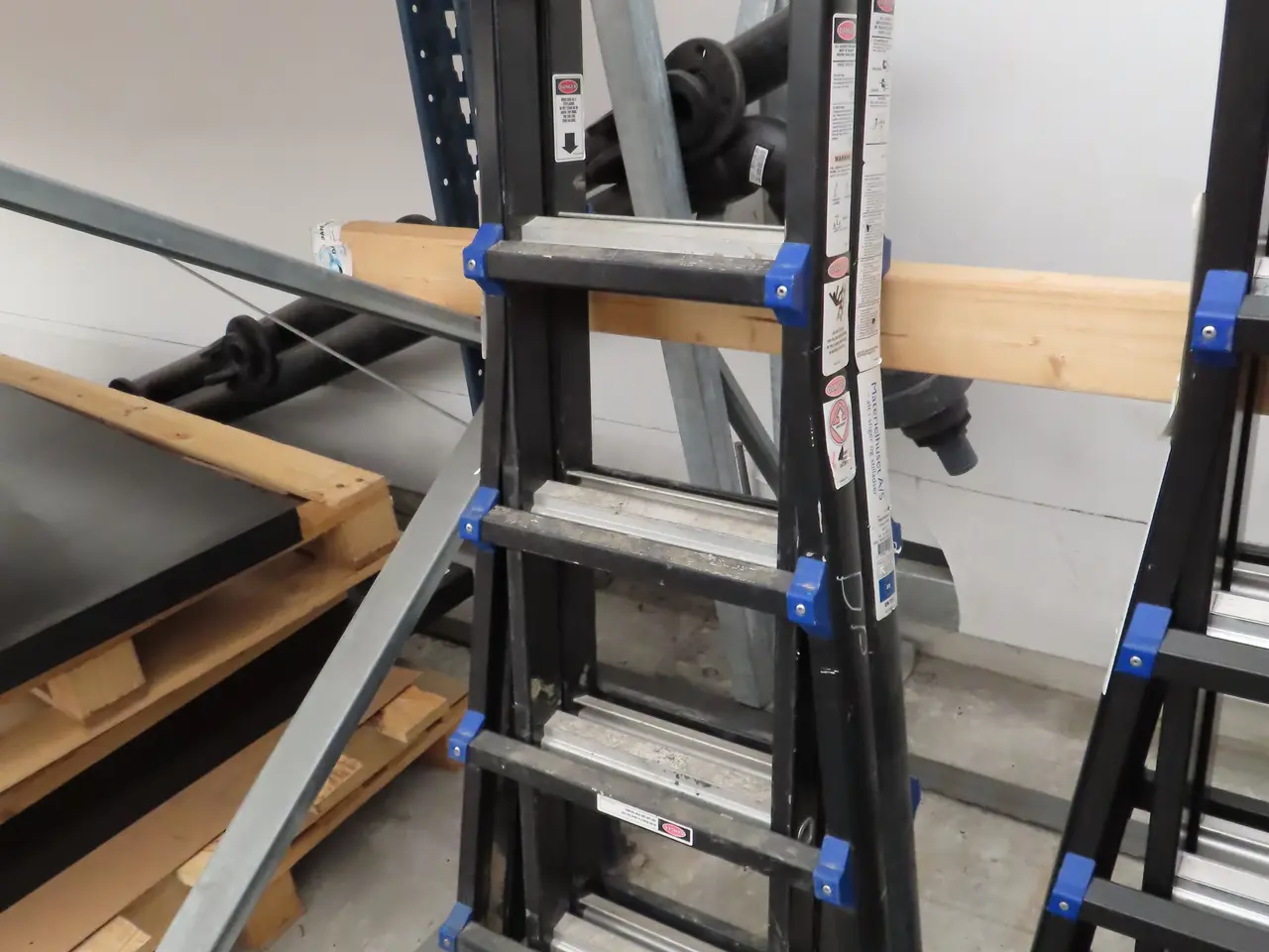 Billede 1 - Multistige MATERIELHUSET A/S