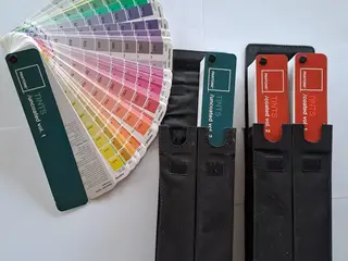 PANTONE Farve Guides Tints