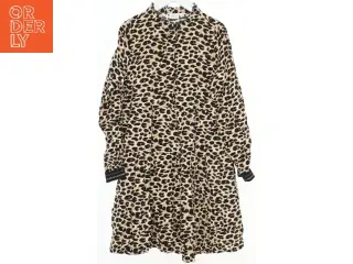Leopardmønstret kjole fra Name It (str. 140)