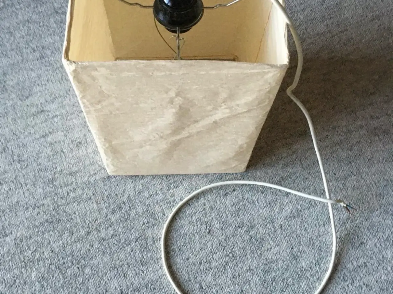 Billede 2 - Loftlampe i papir 