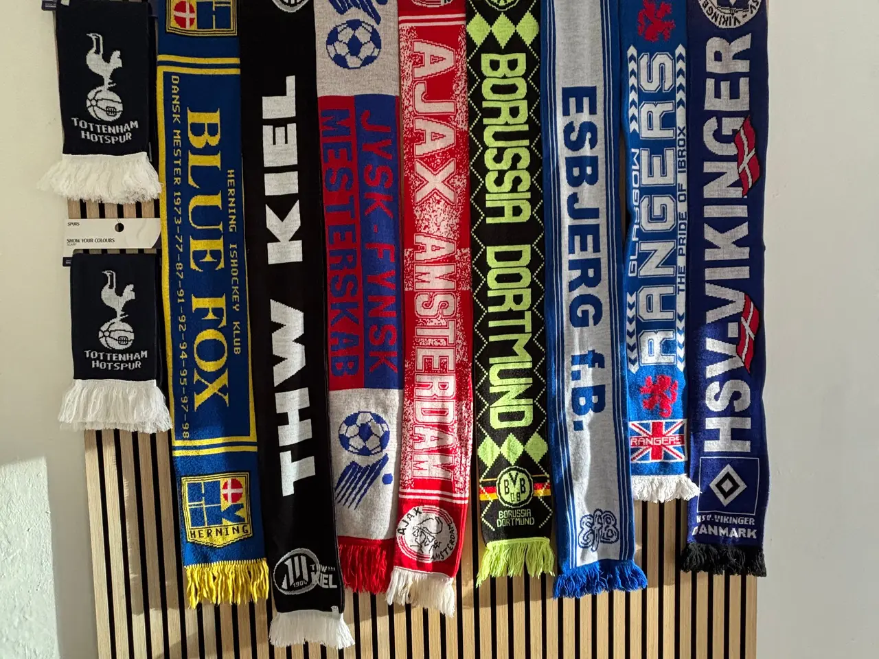 Billede 2 - Diverse fodbold og håndbold halstørklæder