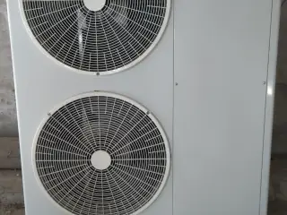 26kW luft-til-vand varmepumpe