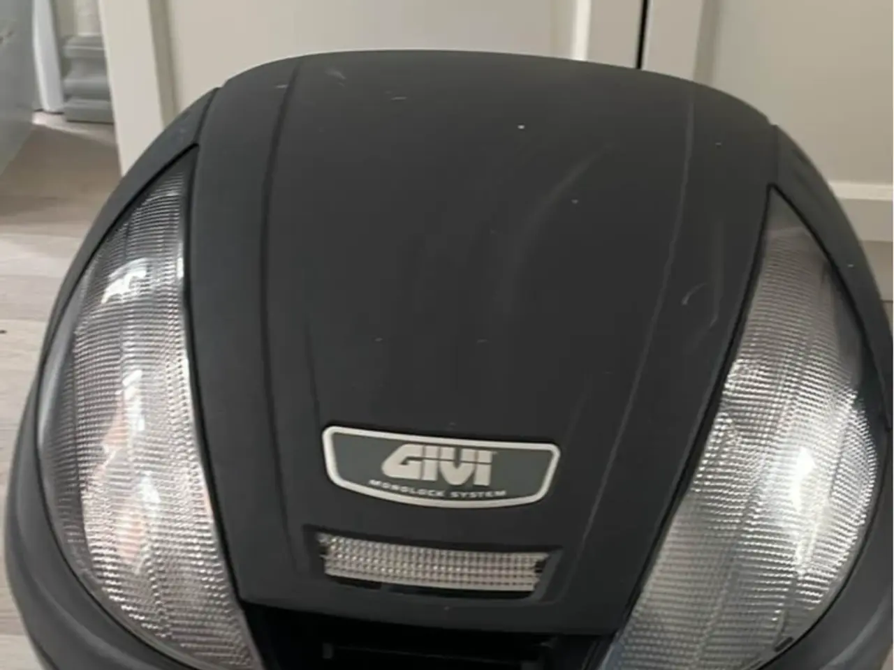 Billede 1 - Givi top boks