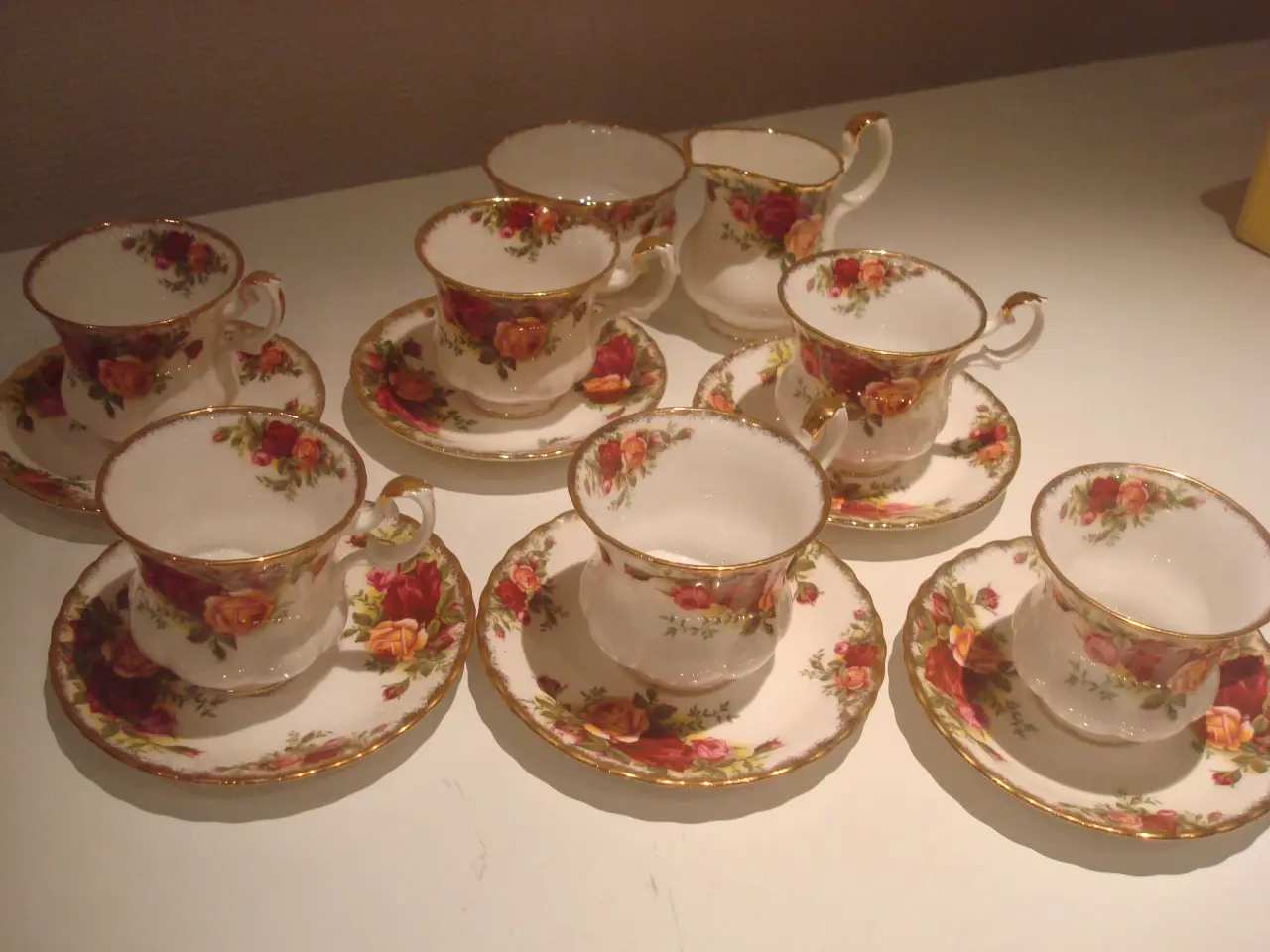 Billede 1 - LANDSBYROSE, kaffekopper, sukker/fløde,